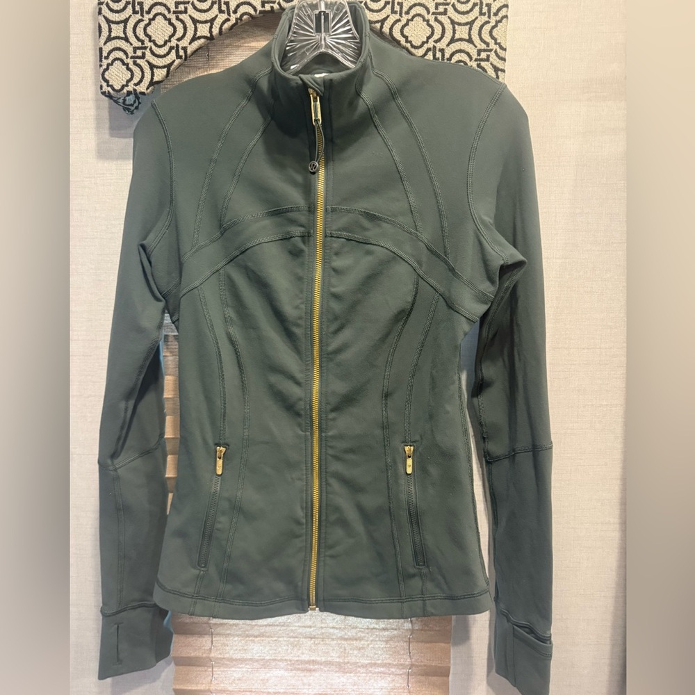 Lululemon Olive Green Athletic Jacket